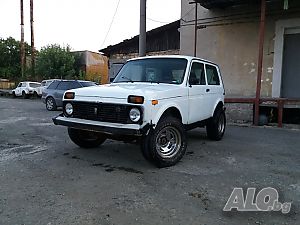 Лада Нива Lada Niva на части