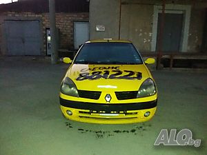 Renault Clio на части