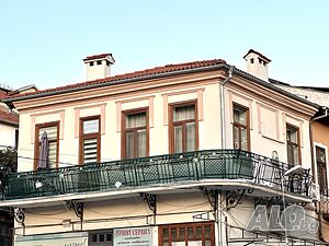 Етаж от къща за продажба