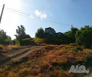 Продава се Парцел в с. Свидня, София