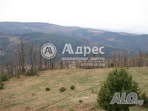 Земеделска земя за продажба в с. Горно Хърсово!
