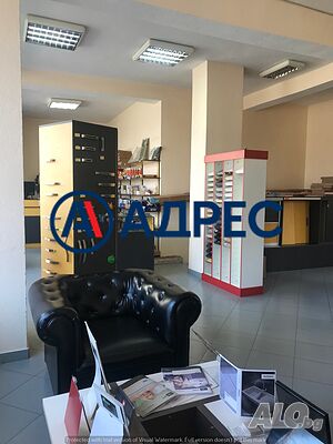 Продава магазин в кв. Грамада
