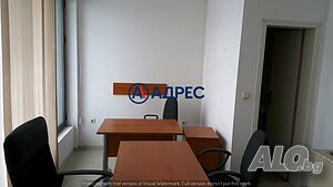 Офис на стратегическо място за продажба!