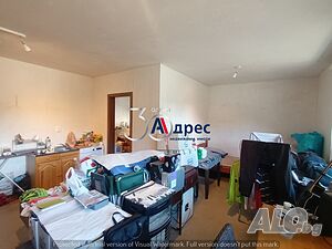 Двустаен апартамент до алеята на здравето за продажба!