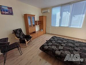 Малко жилище в кв. Грамада