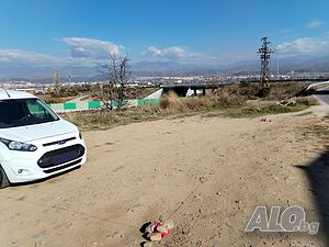 Земеделска земя за продажба в началото на с. Покровник