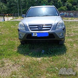 Продавам хонда CR -V 2006 година бензин