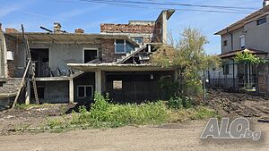 Продавам къща в гр. Българово
