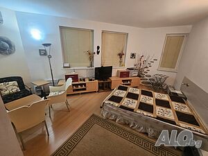50 кв.м, партер, затворен паркинг, супер Младост