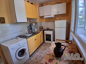 Дава под наем обзаведен двустаен с кухня