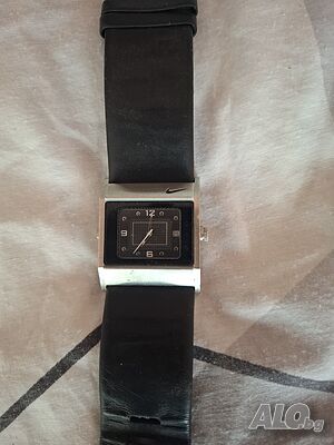 Nike Women’s Pink Oregon Series Square G Watch WA0051