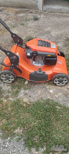 Косачка Husgvarna LC 151