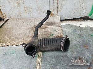 Въздуховод турбо гъвкав за Ауди А6 ц5 1.9 TDI. 110 кс. 98 год. AFN.