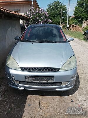 Форд фокус 1.8 TDDI. 90 кс. 99 год. Хечбек. На части. Светло сив. МК 1.