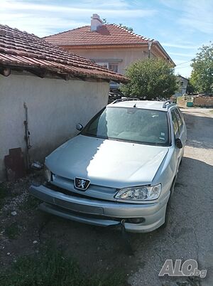 Пежо 306 комби 2.0 HDI. 90 кс. 2001 год. Светло сива. За части. на части