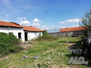 Давам под наем бивш дърводелски цех в село Огняново!
