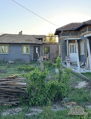 Продавам къща в с. Стефан Караджа Добрич