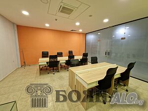 Офис, Център, 45кв.м, 32.000 евро