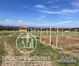 Парцел във вилна зона в гр. Черноморец!
