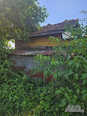 парцел под язовира