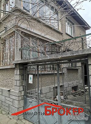 продава масивна, двуетажна, еднофамилна къща, Широк Център гр. Сливен