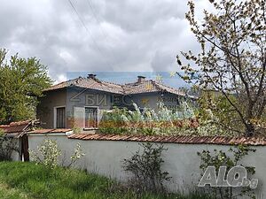 Къща в село Гърло