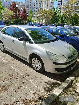 Продавам кола ситроен с4