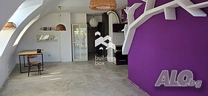 Артистичен двустаен апартамент в кв. Манастирски ливади, на ул. Мур