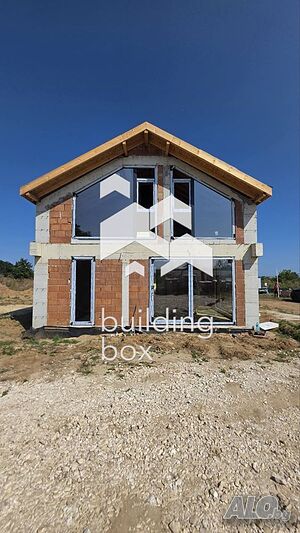 Двуетажна къща в затворен комплекс Harmony Living, на 15мин. от гр. Варна