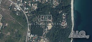 Парцел 1309 кв.м с ПУП в м-т Прибой - морска панорама, южно изложение, 30 м лице на път
