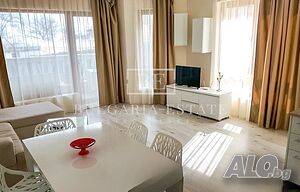 Луксозен тристаен апартамент с морска панорама на първа линия - Varna South Bay Residence