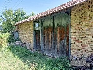 къща в Садина