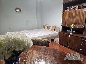 Нощувки - Affordable 3BR near Center