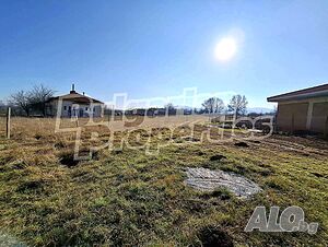 Парцел за строеж на къща или вила в с. Атия