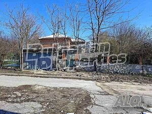 Имот с голям парцел в село Бояново