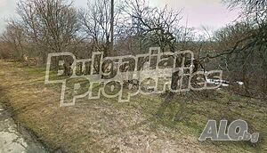Парцел в регулация на 500 метра от язовир
