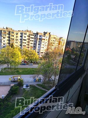 Ремонтиран апартамент с две спални в кв. Добруджански