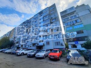 Двустаен апартамент в ж.к Славейков в близост до парка