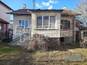 Къща за продажба в гр. Костенец