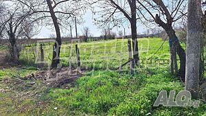 Регулиран парцел за строеж на къща близо до гр. Брезово