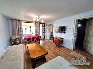 Голям имот с две къщи и 5500 кв.м двор близо до Велико Търново