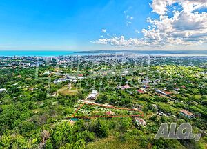 Парцел с ПУП и морска панорама в кв. Изгрев, Варна