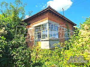 Имот сред природата в долината на река Черни Лом