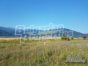 Урегулиран парцел на 100 м от асфалтиран път до гр. Костенец