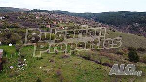 Парцел за жилищно строителство в с. Горна Василица