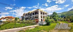 Луксозна компактна сграда в подножието на Витоша планина