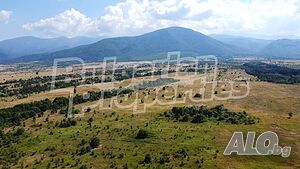 Четири съседни парцела до к-с Голф Клуб Ибър