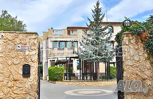 Луксозна къща в м-ст Евксиноград