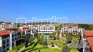 Двустаен апартамент в комплекс Грийн Лайф Ризорт/Green Life Resort