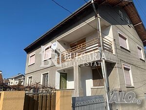 Продава се Къща в гр. Костенец, обл. София
